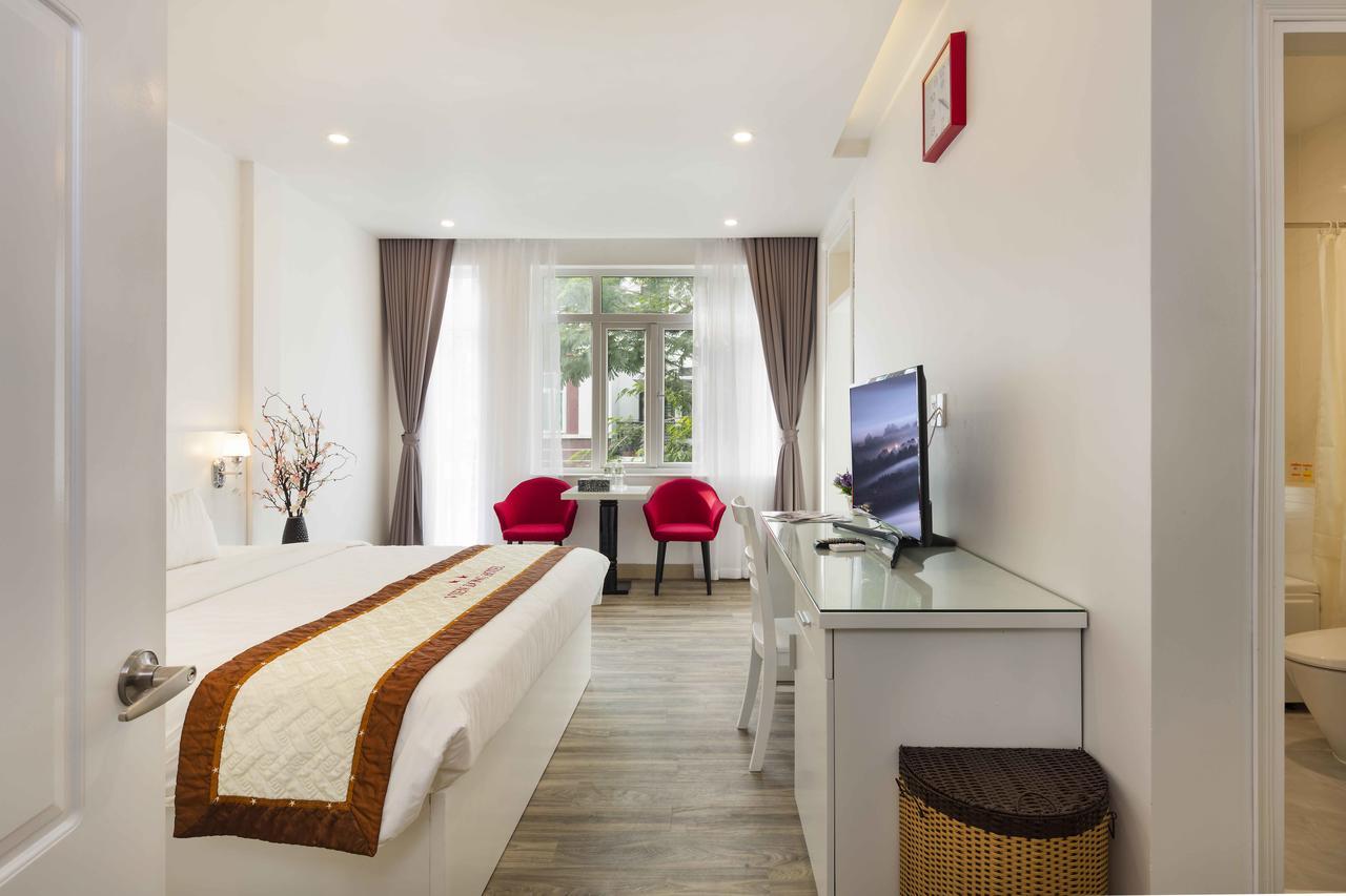 Vien Dong Hotel 7 Хошимин Екстериор снимка